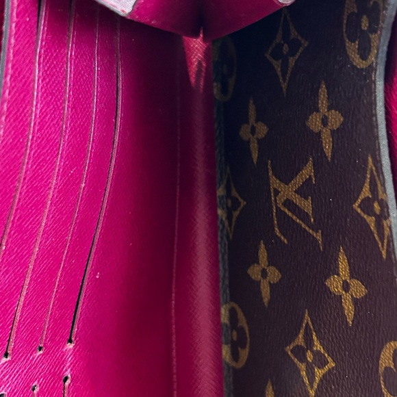 Louis Vuitton Marie Rose Fuchsia Monogram Epi Leather Wallet Clutch - Picture 13 of 16